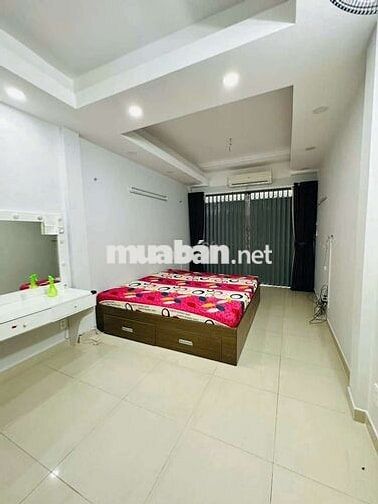 MẶT TIỀN 4 TẦNG LÊ VĂN SỸ GIÁ 32TR