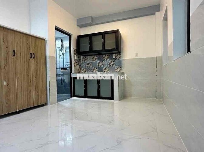 Bán CHDV 5 Tầng, 20 Phòng, 88m2, Full Nội Thất. Hxh Hoàng Diệu 2.
