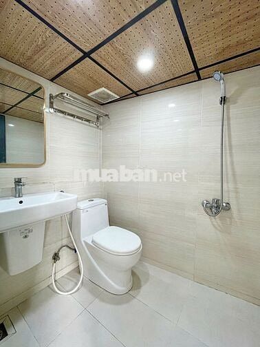PHÒNG BAN CÔNG MỚI XÂY CMT8 - GẦN CV THỎ TRẮNG