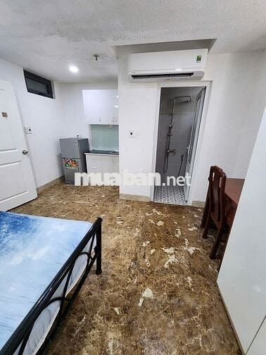Mới trống phòng đẹp ở tòa nhà tiện nghi quy mô hơn 80 phòng