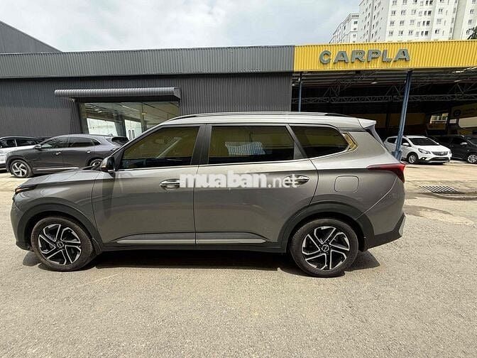 Kia Carens 2023 1.4T Signature - 19000 km