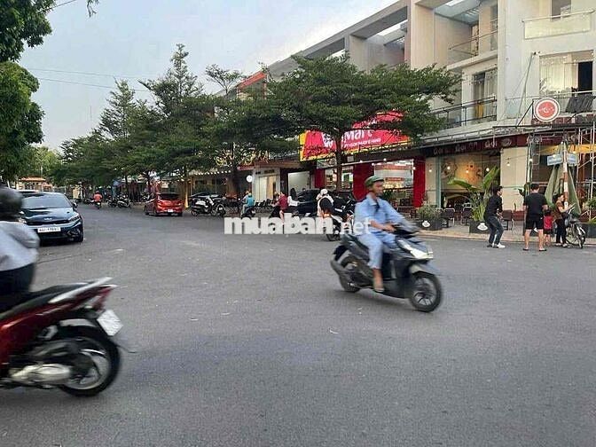 Sang Nhượng Căn Nhà Phố Liền Kề Mặt Tiền Kinh Doanh Đa Ngành Nghề