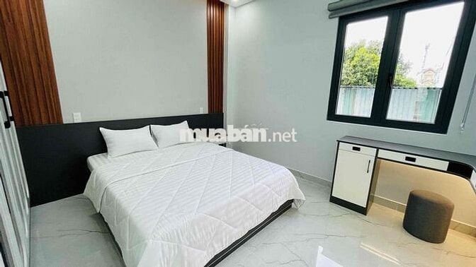 Cần bán gấp đường Ô TÔ, Trung Mỹ Tây, Quận 12, nhà 5 tầng mới siêu re