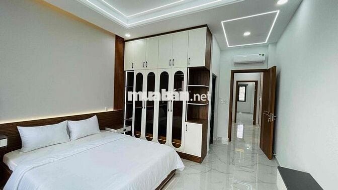 Cần bán gấp đường Ô TÔ, Trung Mỹ Tây, Quận 12, nhà 5 tầng mới siêu re