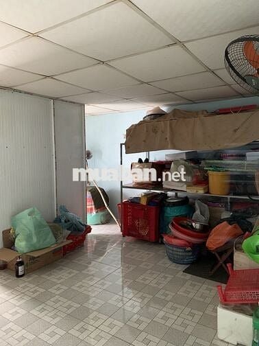 Cần bán nhà tại đường Tân Xuân 1 Hóc Môn