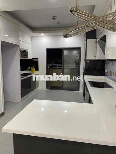 Chỉ 2,1tr vào là ở view thoáng mát, tiện ích đầy đủ, gần chợ...