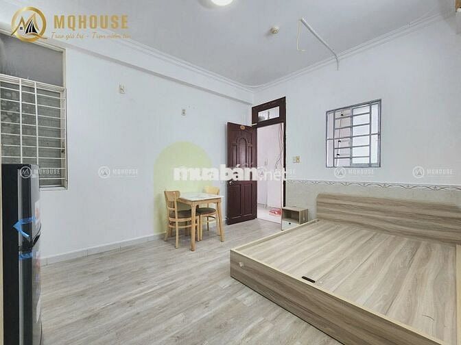 phòng trọ NỘI THẤT CƠ BẢN tại VÒNG XOAY - CÔNG VIÊN PHÚ LÂM trống sẵn