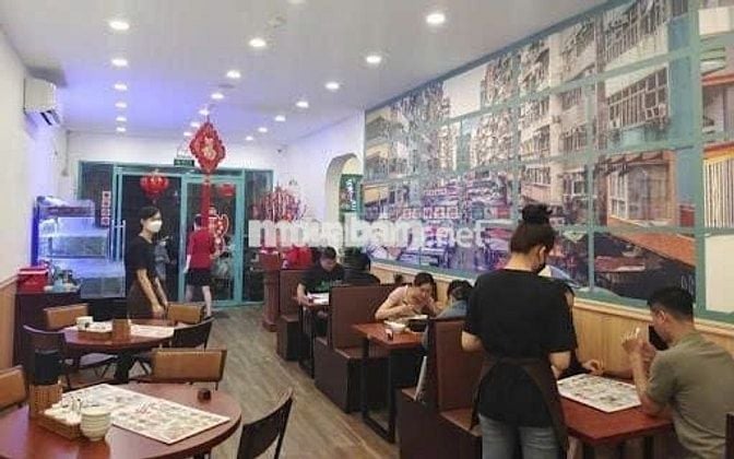 Mặt tiền  Lê Hồng Phong Quận 5  - Diện tích: 14x 12m. nở hậu