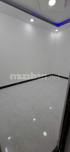Nhà Hóc Môn 36m² – 1 trệt 1 lầu, giá mềm cho khách thiện chí