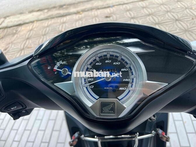 Future led 2024 màu đặc biệt đi 800km như mới.