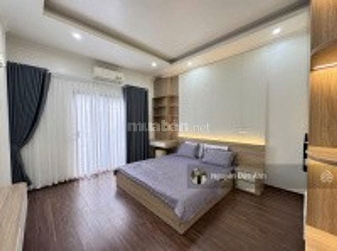 Nhỉnh 7 tỷ! Bán nhà 5 tầng 39m2 ô tô ngay Phố Lụa, Vạn Phúc Hà Đông