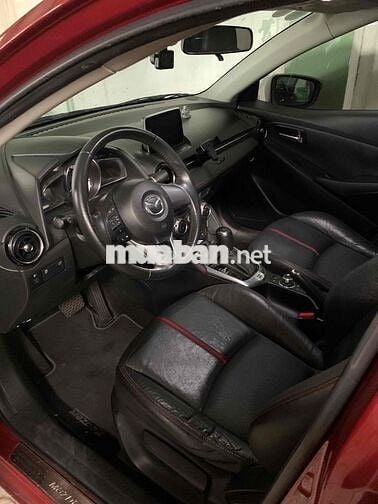 Mazda 2 2017  1.5 AT Sedan - 75000 km