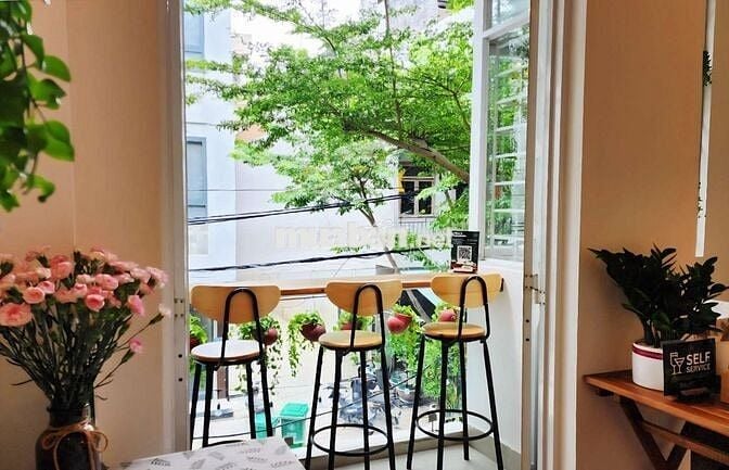 Sang nhượng cafe homestay cực xinh gần Cầu Rồng
