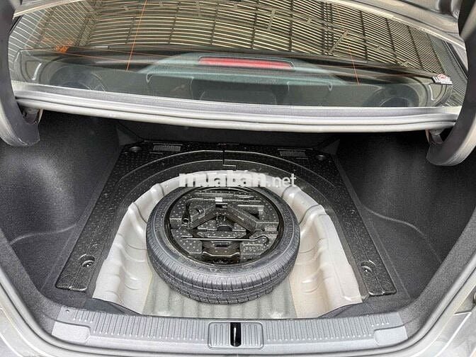MG MG5 2022 Luxury - 18000 km