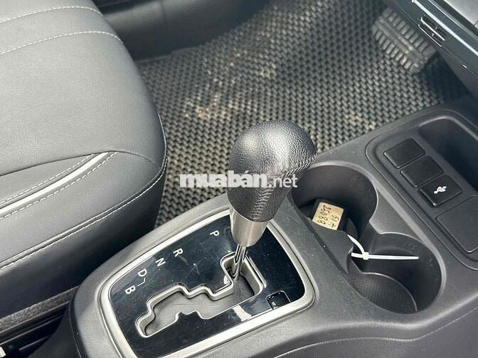 Mitsubishi Attrage 2023 1.2 CVT - 50000 km