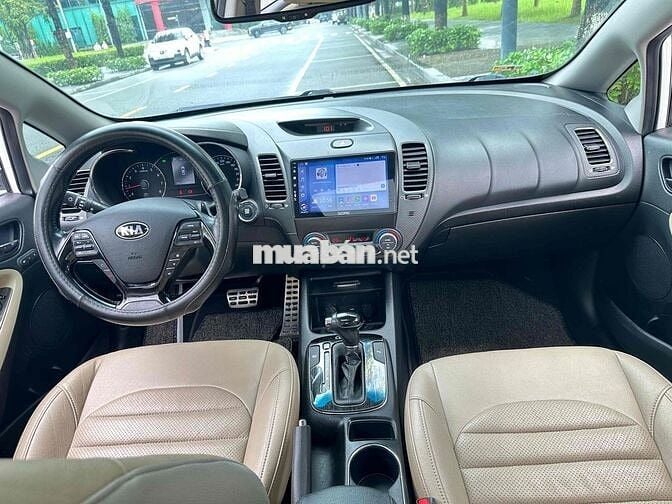 Kia Cerato 2018 1.6 AT Trắng Siêu Chất