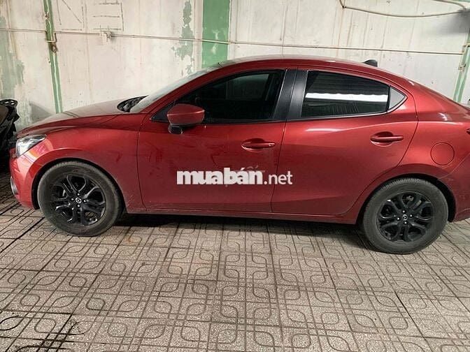 Mazda 2 2017  1.5 AT Sedan - 75000 km