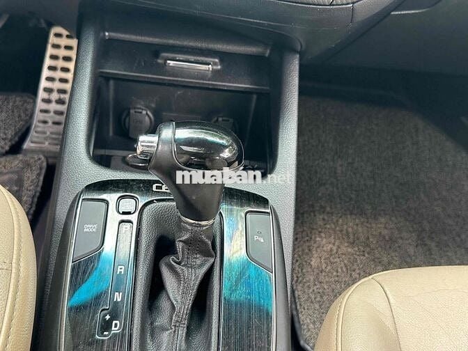 Kia Cerato 2018 1.6 AT Trắng Siêu Chất