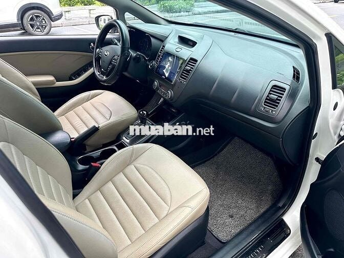 Kia Cerato 2018 1.6 AT Trắng Siêu Chất