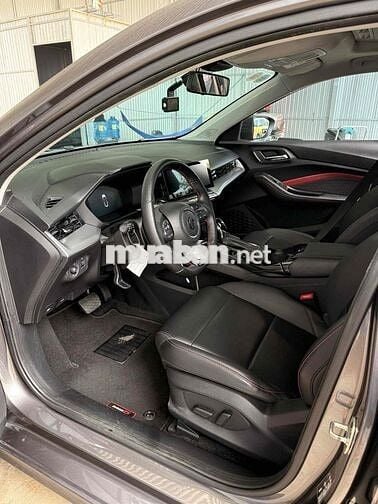 MG MG5 2022 Luxury - 18000 km