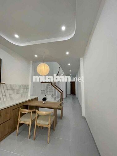 Bán nhà 2 tầng Kiệt 5m - Hoà Thọ Đông full nội thất