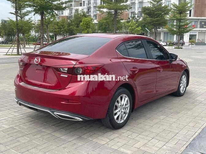 Mazda 3 2019 Sport 1.5L Luxury - 90000 km