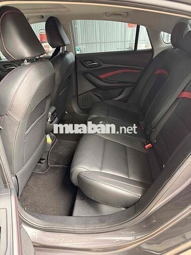 MG MG5 2022 Luxury - 18000 km