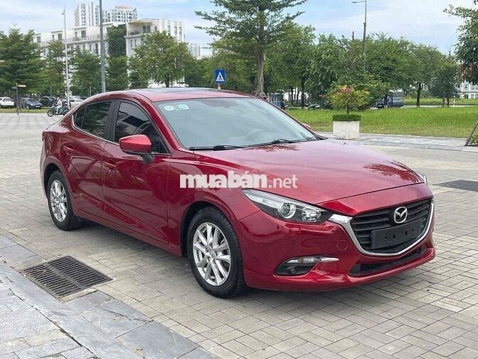 Mazda 3 2019 Sport 1.5L Luxury - 90000 km