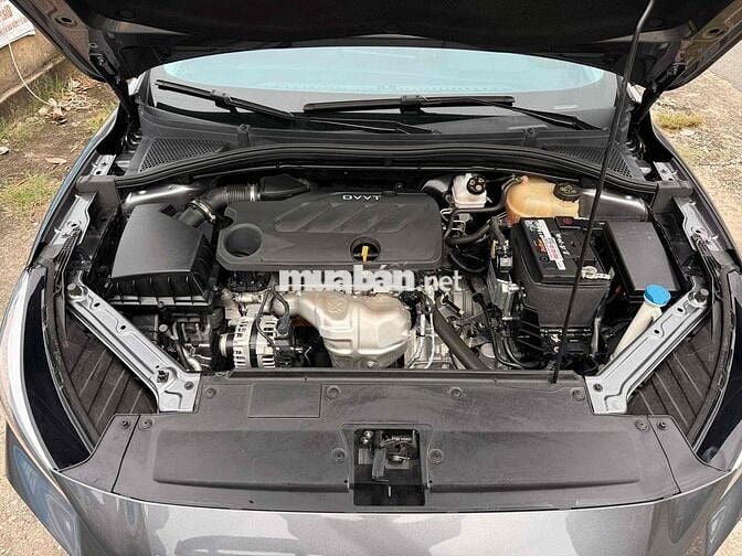MG MG5 2022 Luxury - 18000 km