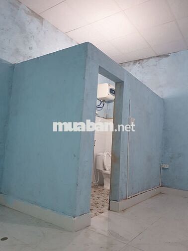 Cho thuê nhà 1 tầng 45m2, có bình nóng lạnh, gần Chợ Lũng
