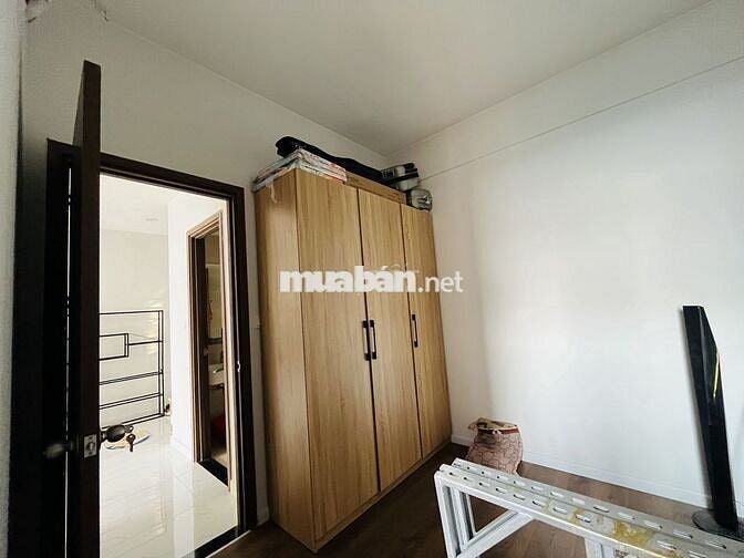 Bán 2PN Full Nội thất view đẹp như hình 2 tỷ 050 bao hết thuế phí