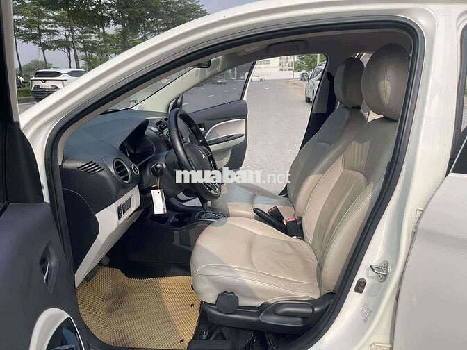 Mitsubishi Attrage 2016 1.2 CVT - 79000 km