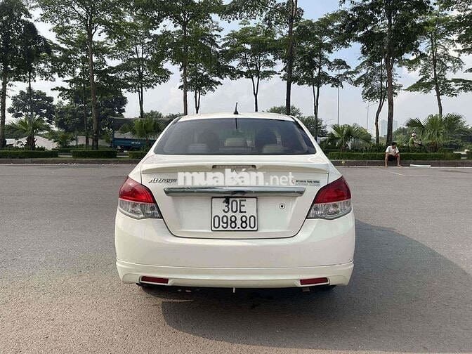 Mitsubishi Attrage 2016 1.2 CVT - 79000 km
