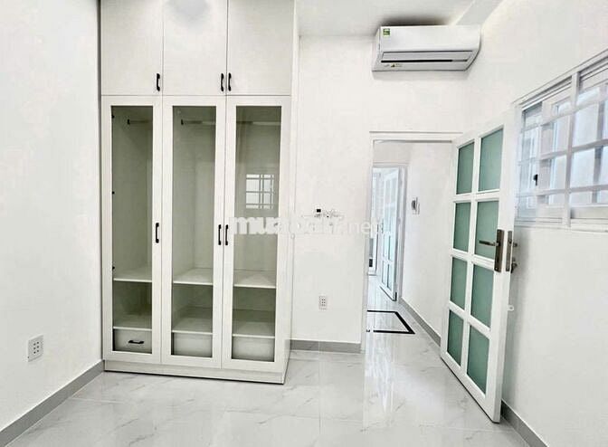 CHÍNH CHỦ BÁN NHÀ ĐẸP ĐƯỜNG CÔ GIANG, Q1: HAI TẦNG, NỘI THẤT ĐẦY ĐỦ