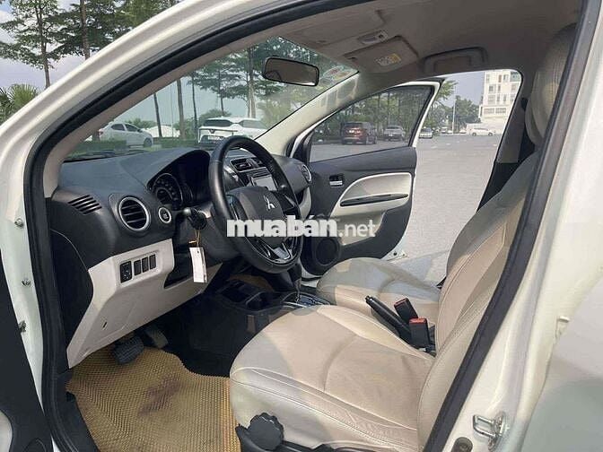 Mitsubishi Attrage 2016 1.2 CVT - 79000 km