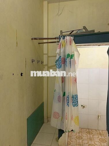 Nhà trọ giá rẻ 13 m² giá 1tr4 Quang Trung Hà Đông, có sẵn giường.