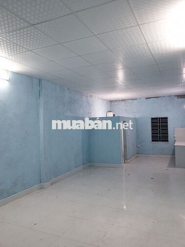 Cho thuê nhà 1 tầng 45m2, có bình nóng lạnh, gần Chợ Lũng