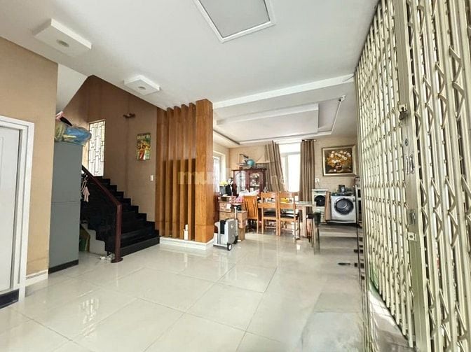 Bán biệt thự đường Đinh Liệt dt 200m2 giá 10 tỷ TL