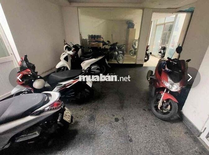 cho thuê phòng trọ đủ tiện nghi cơ bản, cửa sổ lớn