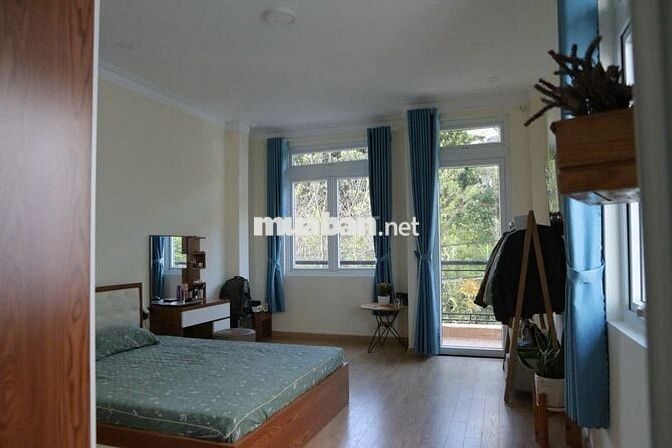 Cần Bán GẤP Nhà mới xây 8PN, View đẹp, full nội thất. Chỉ 9tỷ DT: 5x23