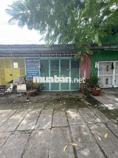 Sang lại căn nhà nát tiện xây mới sửa chữa đường Huỳnh Tấn Phát Nbe