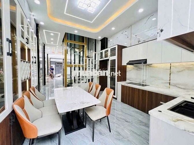 Nhà phố 3Lầu có thang máy 4x17M Lê Văn Khương/->100m đg nhựa thông
