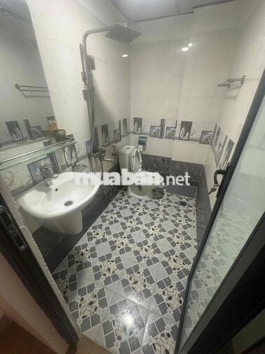 bán nhà riêng Lĩnh Nam 30m 2 tầng- ô tô đỗ cửa- 1 tỷ 750