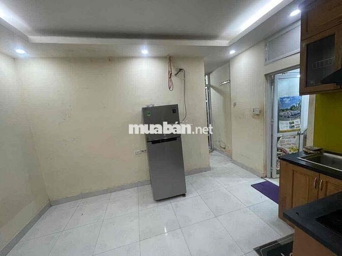 Bán CCMN Giá Rẻ, Toà Ô tô đỗ 2 thang máy - Lạc Long Quân. Tây Hồ