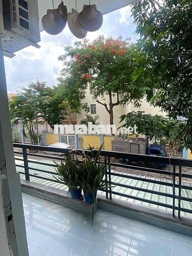 Chính Chủ cho thuê CHDV 30m2. Ban Công đón gió, tách bếp Bình Thạnh