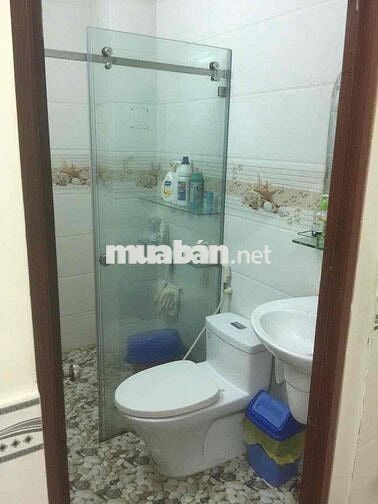 NHÀ 2 PHÒNG FULL NỘI THẤT ĐƯỜNG XE TẢI KHU BÌNH PHÚ