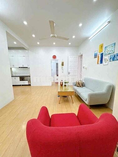 Quá víp chỉ 2 tỷ x Căn hộ thang máy 55m2 phố Phạm ngọc Thạch - Đống Đa