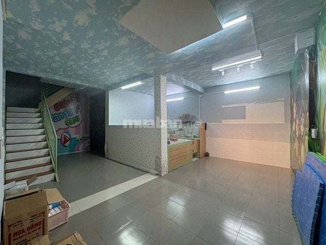 Bán nhà đẹp 227 Đồng Đen, P.11, Tân Bình, 6.4x27m