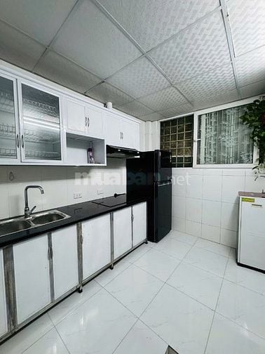 Tôi bán CHTT (Tầng 2) phố Vạn Bảo - Đội Cấn giá 4,59 Tỷ. 66m2 (2N+VS)