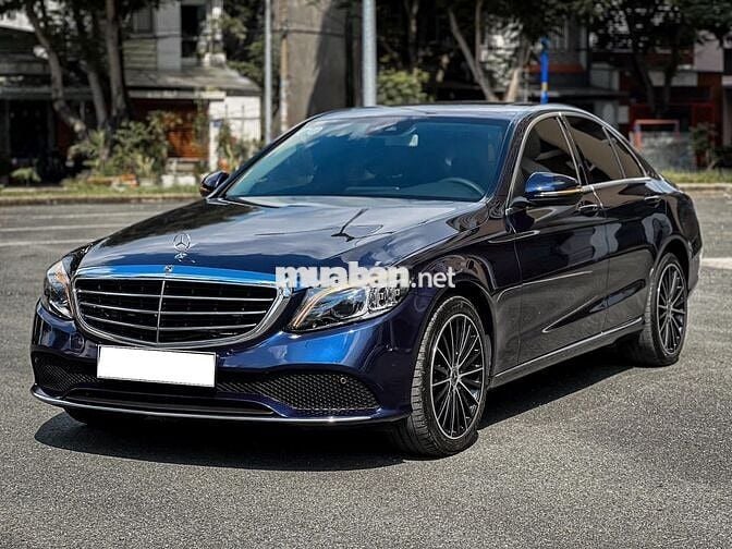 Mercedes Benz C200 Exclusive 2020 - 42,000 Miles.